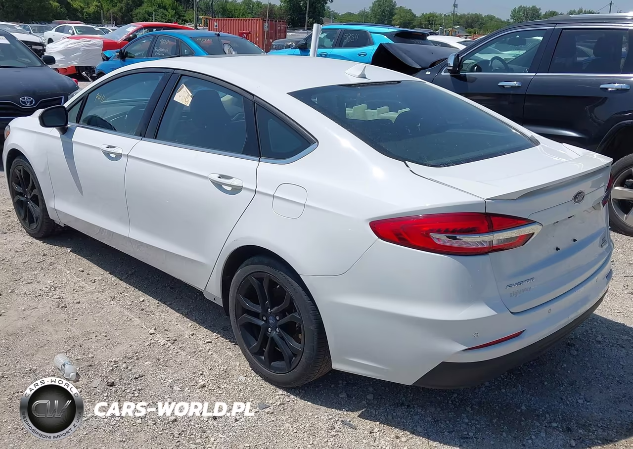 2019 Ford Fusion Se VIN:3FA6P0HD1KR254709 - 3