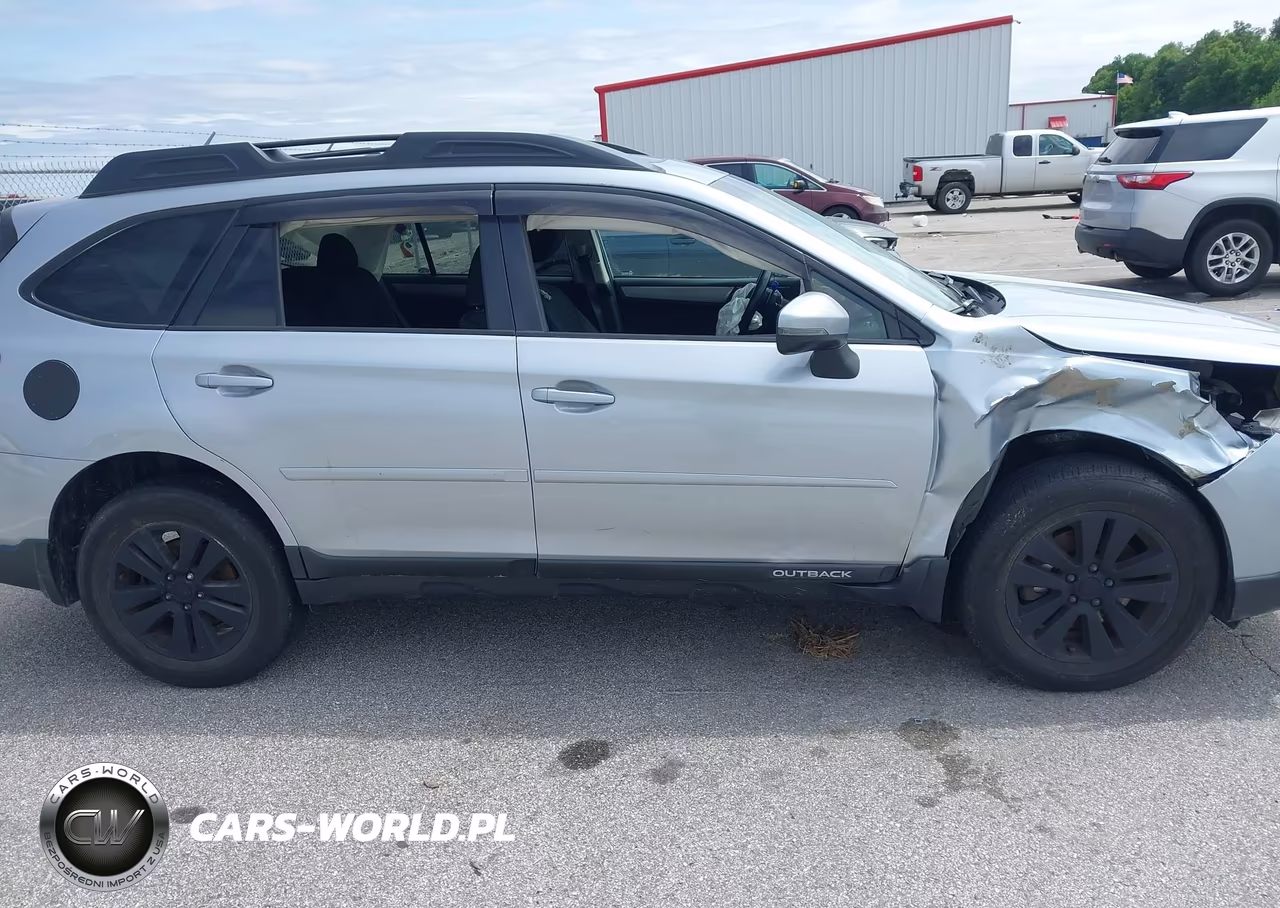 2018 Subaru Outback 2.5I Premium VIN:4S4BSAHC6J3305764 - 13
