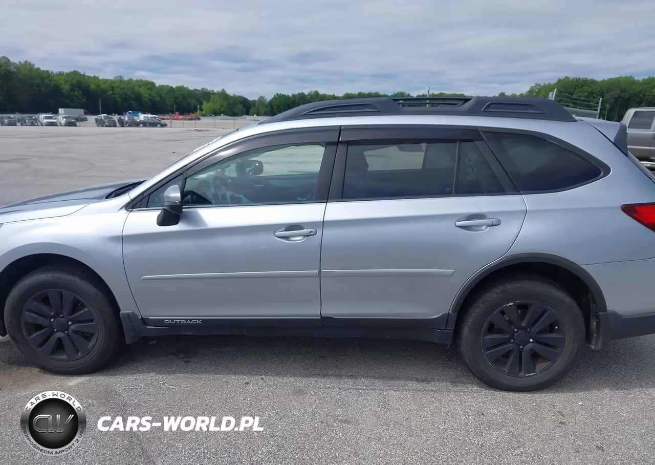 2018 Subaru Outback 2.5I Premium VIN:4S4BSAHC6J3305764 - 14
