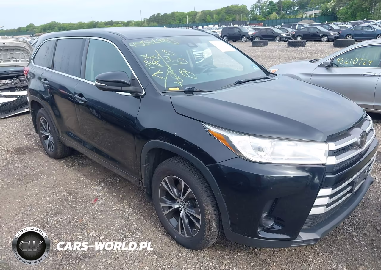 2018 Toyota Highlander Le