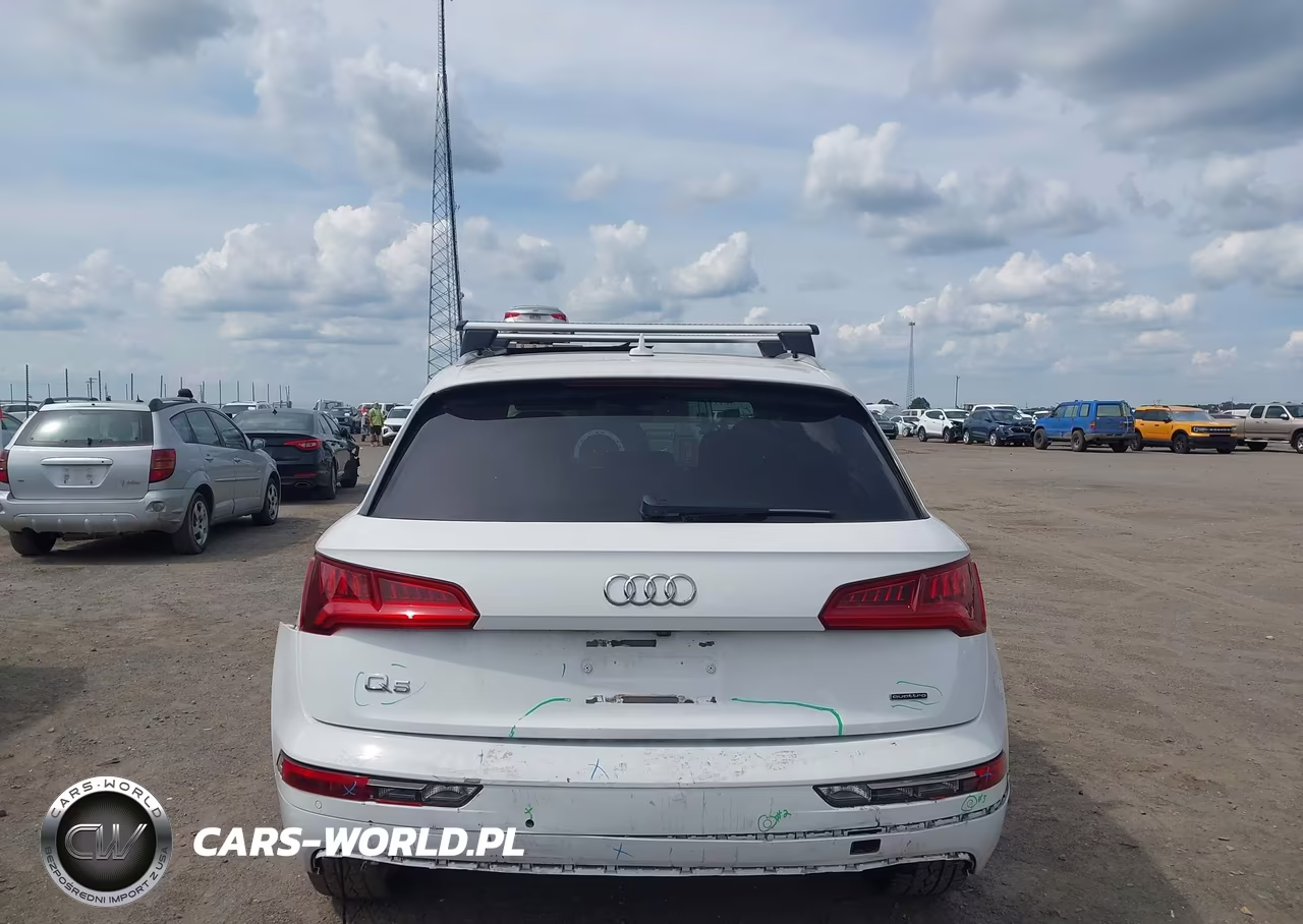 2019 Audi Q5 45 Premium VIN:WA1BNAFY4K2098836 - 16