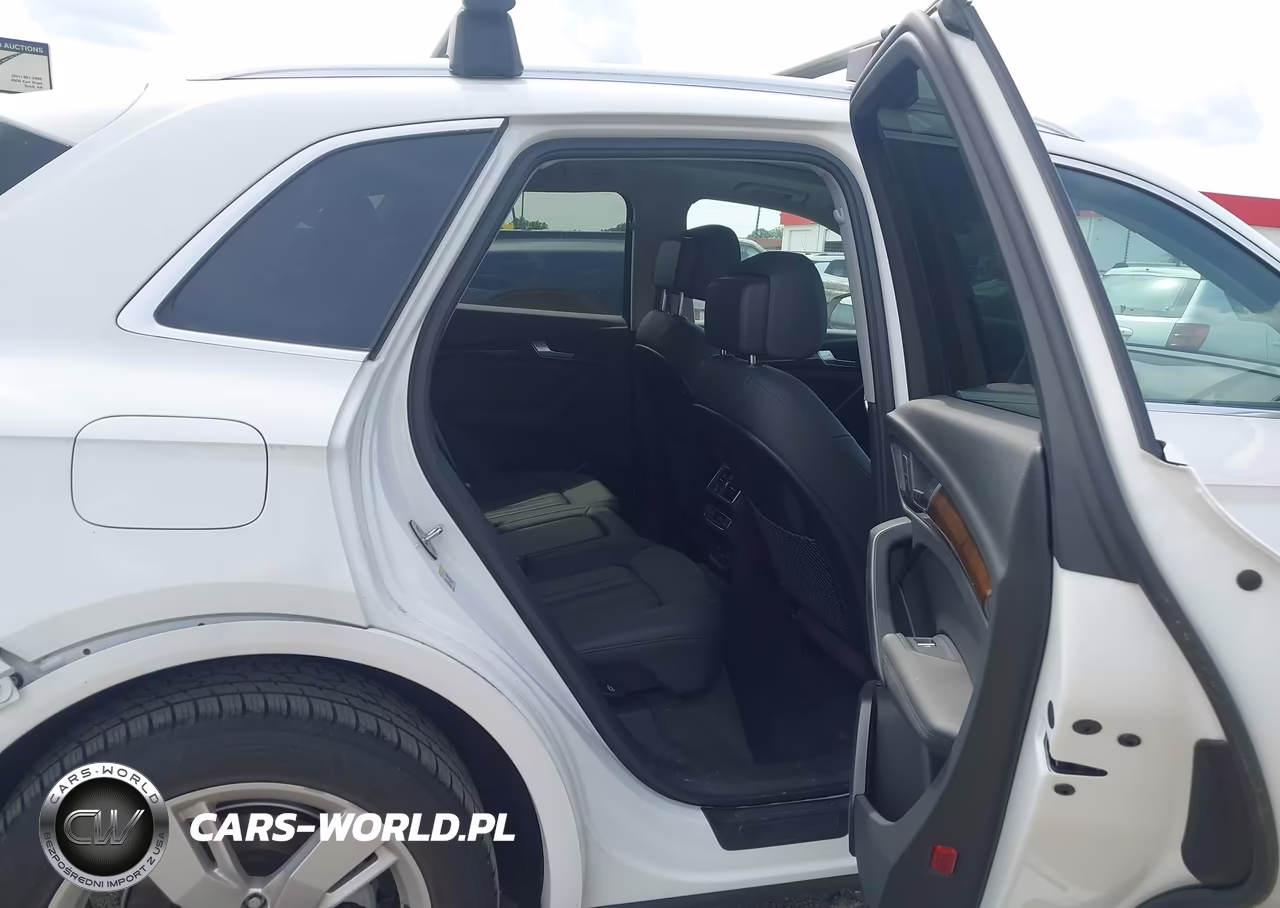 2019 Audi Q5 45 Premium VIN:WA1BNAFY4K2098836 - 8