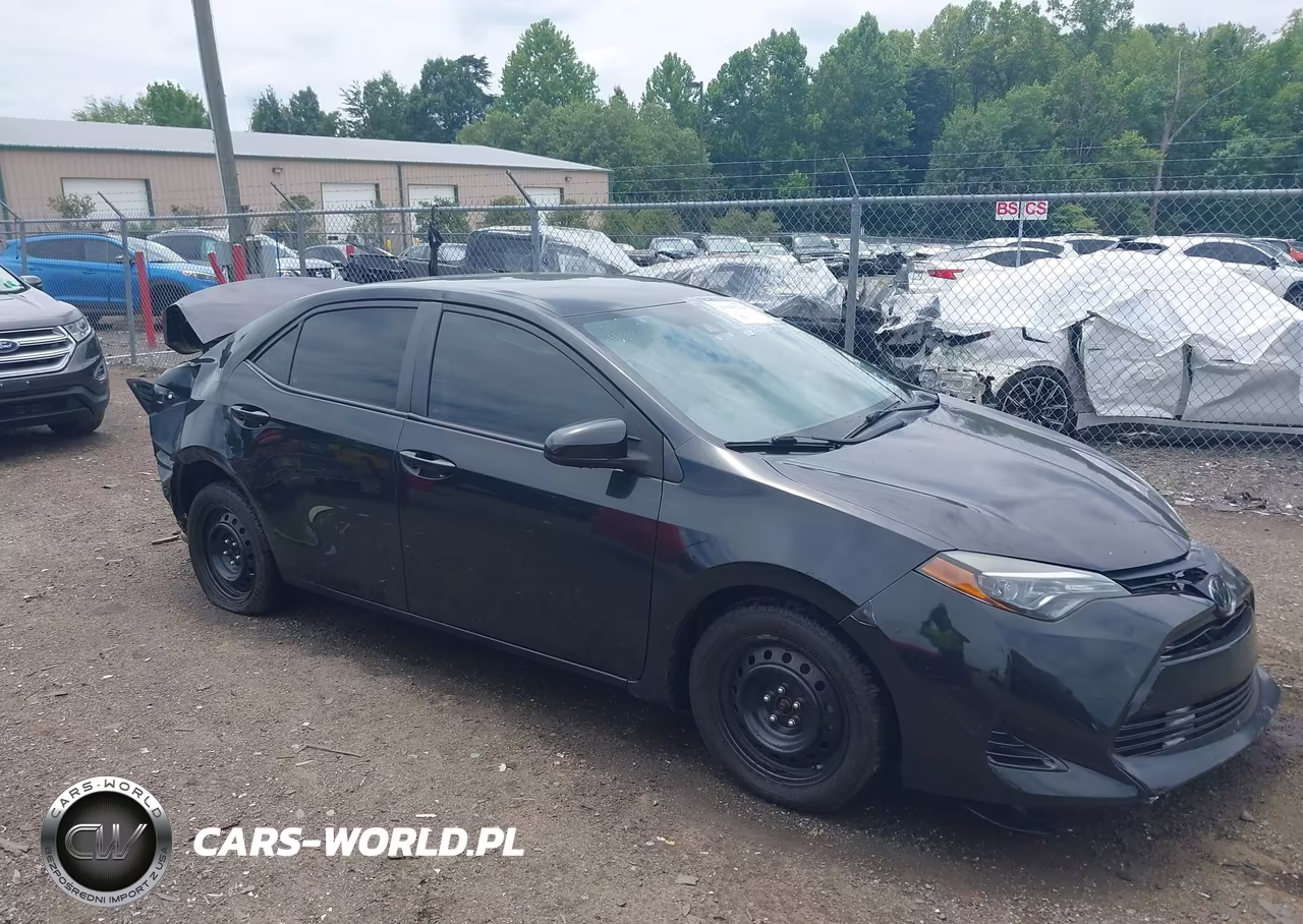 2018 Toyota Corolla Le – zdjęcie 1 z 17