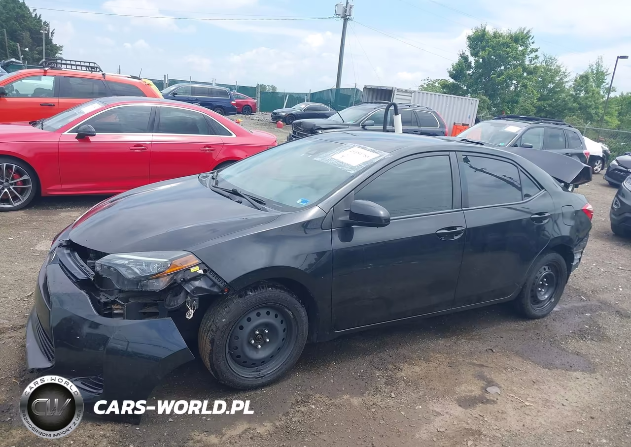 2018 Toyota Corolla Le VIN:5YFBURHE4JP839089 - 15