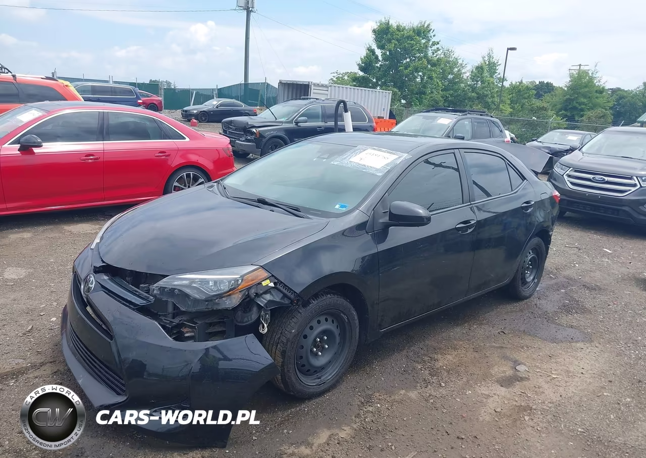 2018 Toyota Corolla Le VIN:5YFBURHE4JP839089 - 2