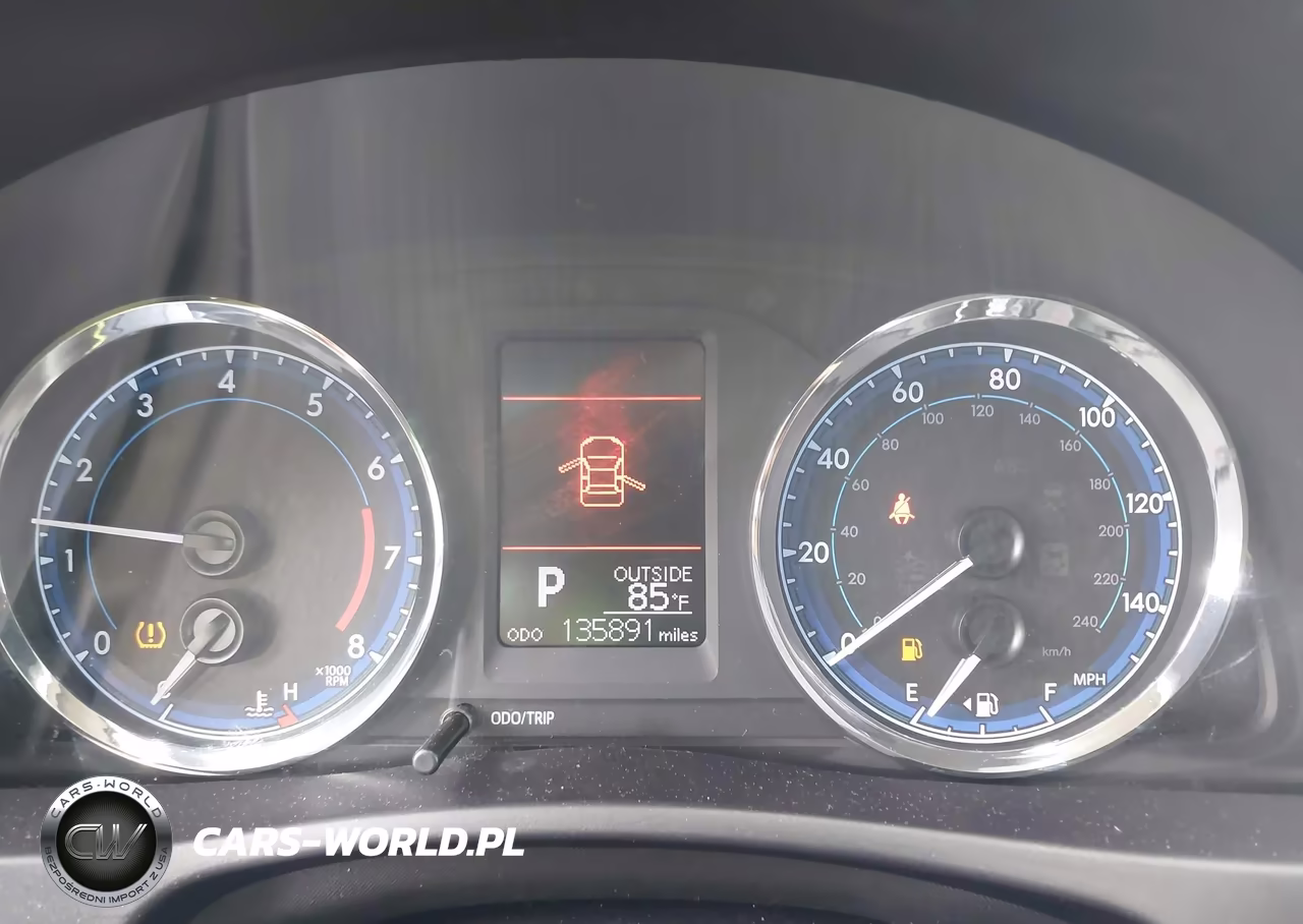 2018 Toyota Corolla Le VIN:5YFBURHE4JP839089 - 7