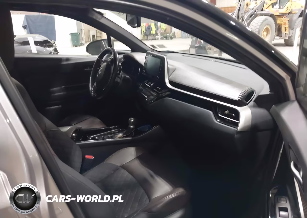 2019 Toyota C-Hr Limited VIN:NMTKHMBX2KR069435 - 5
