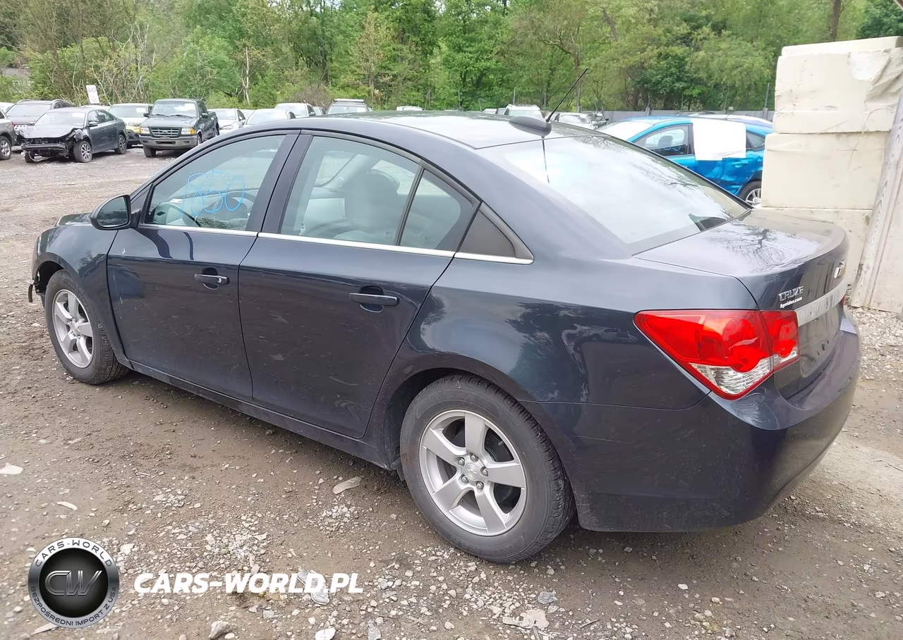 2015 Chevrolet Cruze 1Lt Auto VIN:1G1PC5SBXF7109883 - 3
