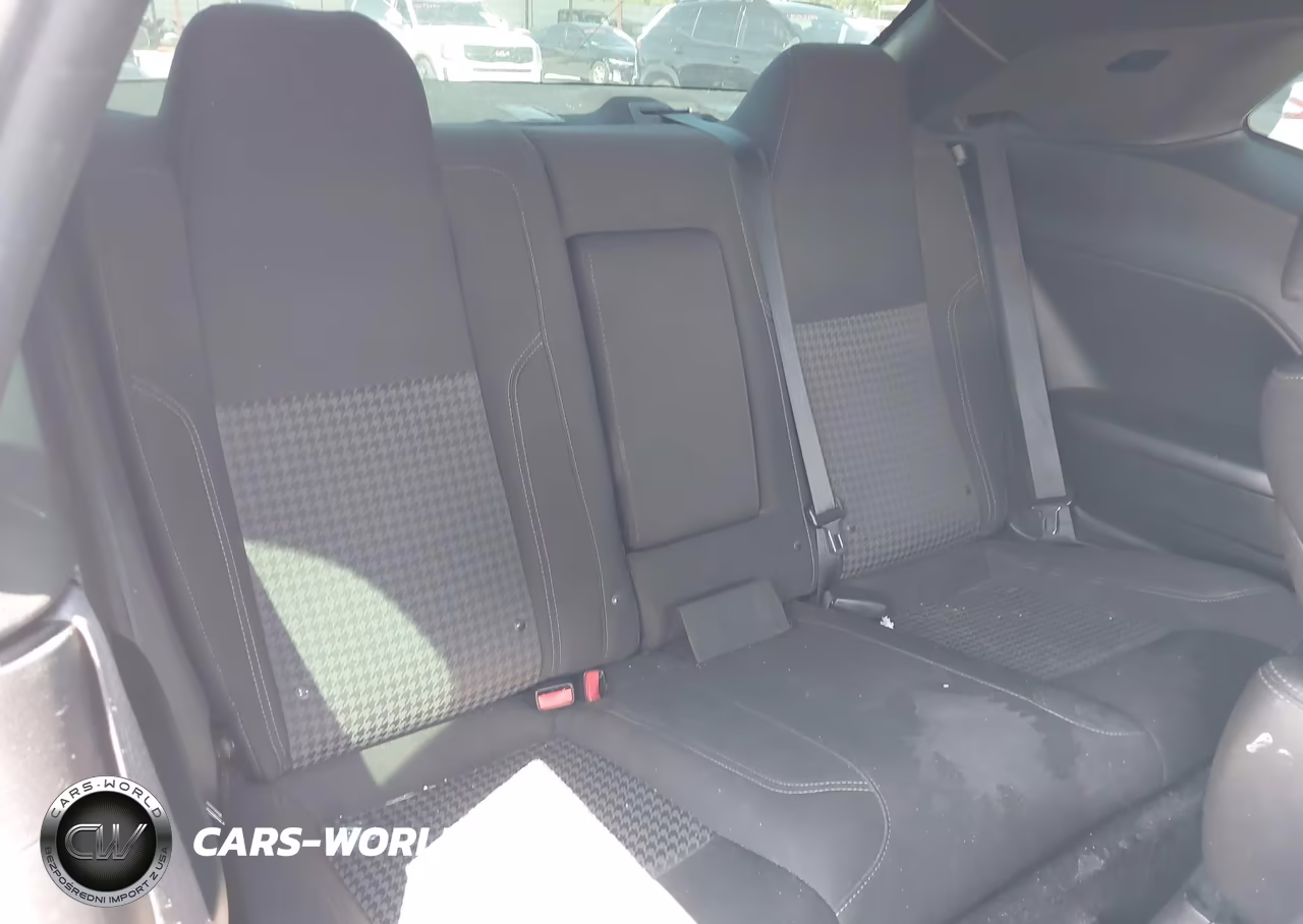 2015 Dodge Challenger Sxt VIN:2C3CDZAG4FH705118 - 8
