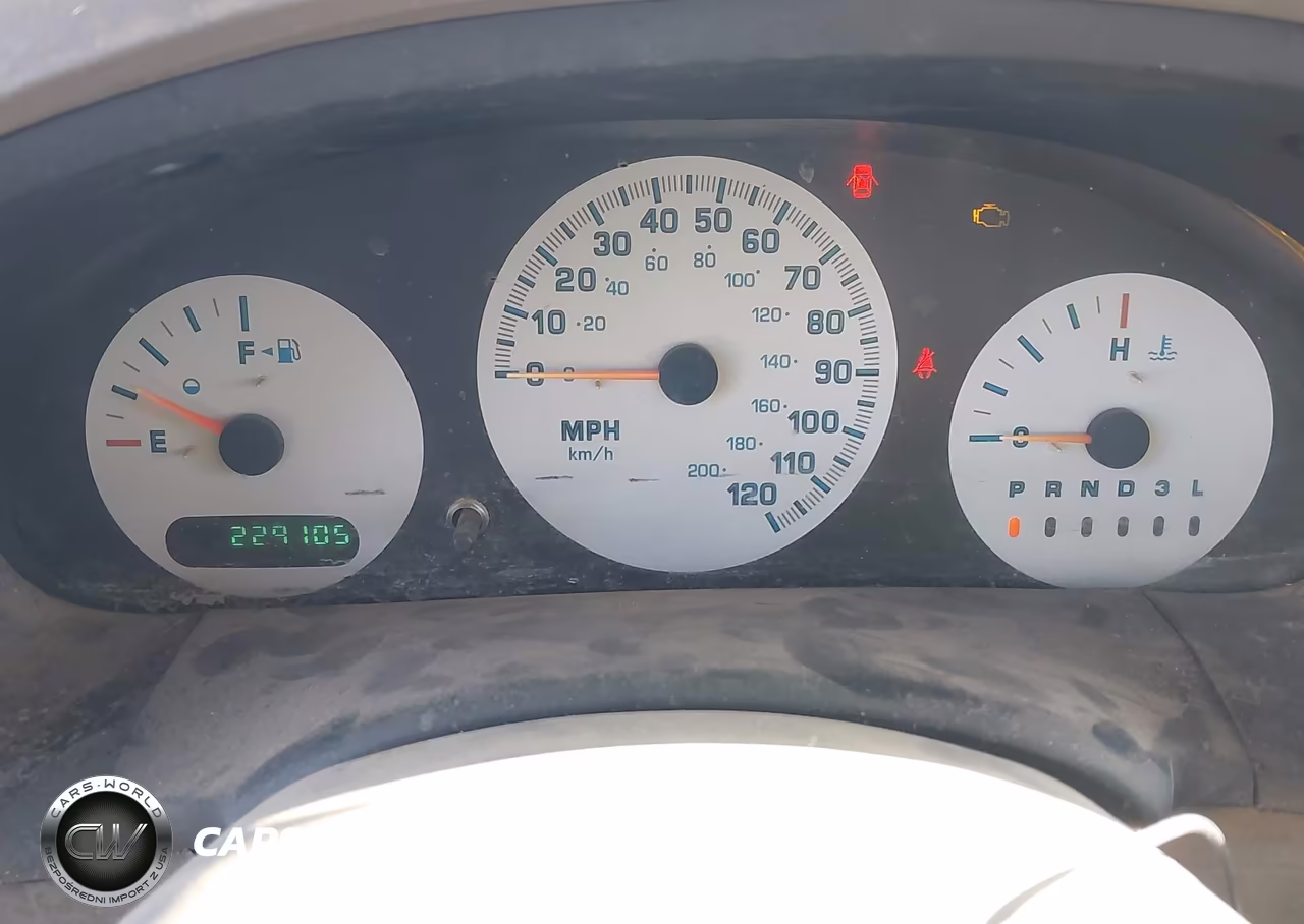 2003 Chrysler Voyager VIN:1C4GJ25B63B171121 - 7