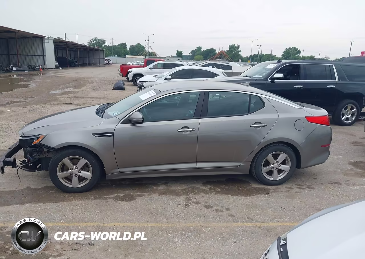2015 Kia Optima Lx VIN:5XXGM4A71FG486038 - 15