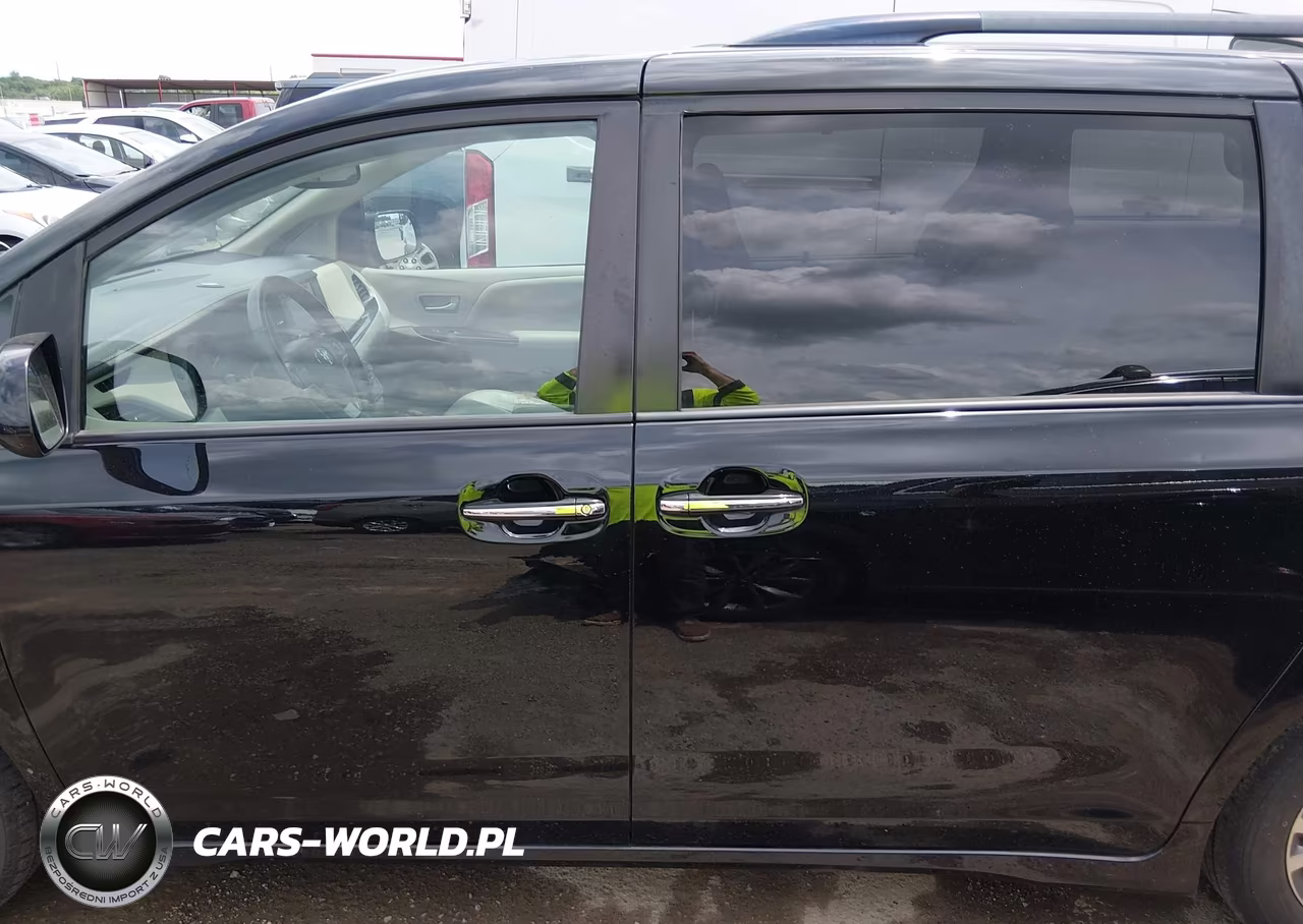 2020 Toyota Sienna Xle VIN:5TDYZ3DC7LS063614 - 14