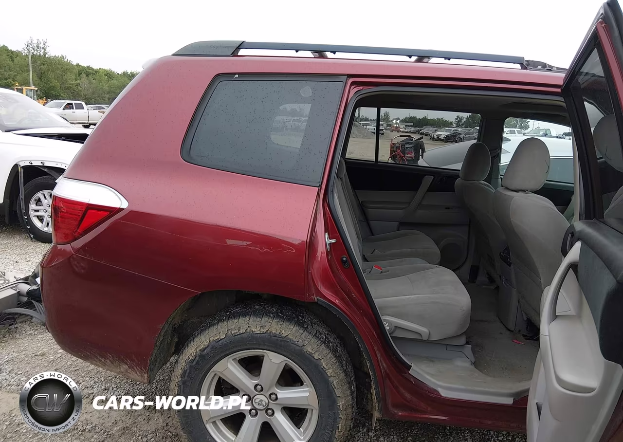 2010 Toyota Highlander Base V6 VIN:5TDBK3EH0AS001702 - 8