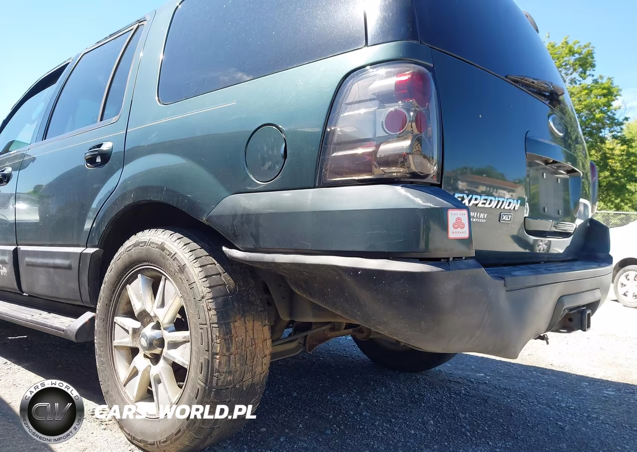 2004 Ford Expedition Nbx-Xlt VIN:1FMPU16L34LA39045 - 11