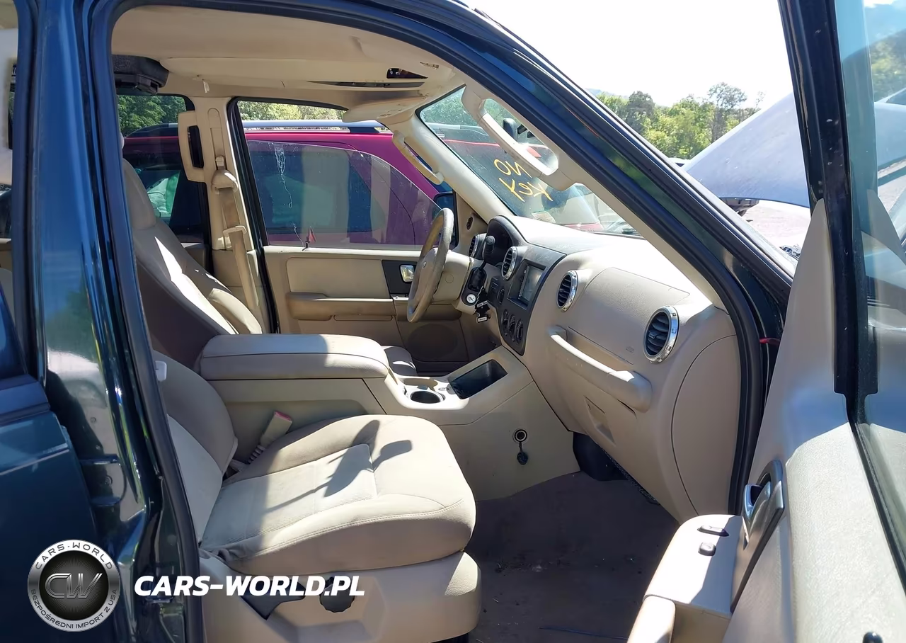 2004 Ford Expedition Nbx-Xlt VIN:1FMPU16L34LA39045 - 5
