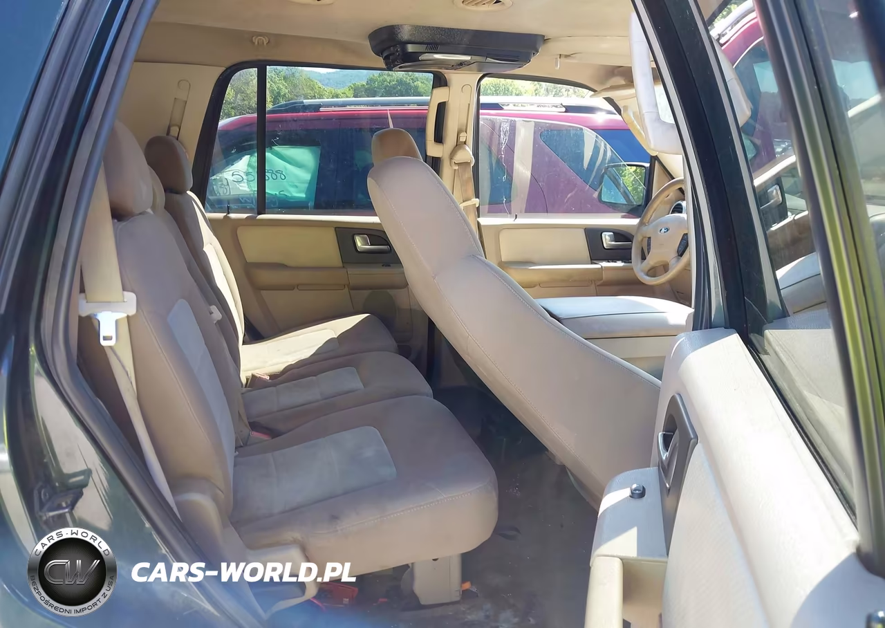2004 Ford Expedition Nbx-Xlt VIN:1FMPU16L34LA39045 - 8