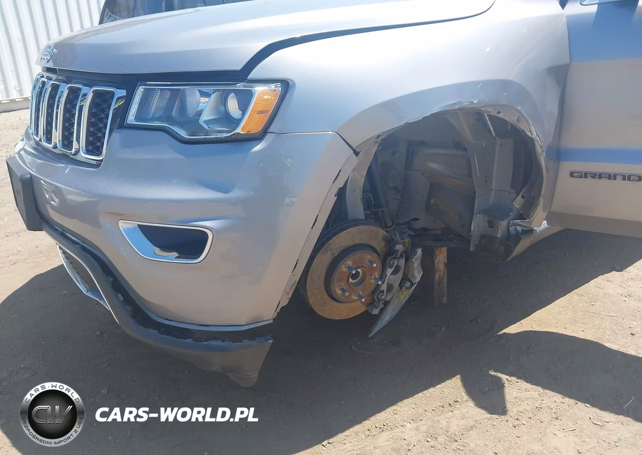2019 Jeep Grand Cherokee Limited 4X2 VIN:1C4RJEBG6KC530244 - 19