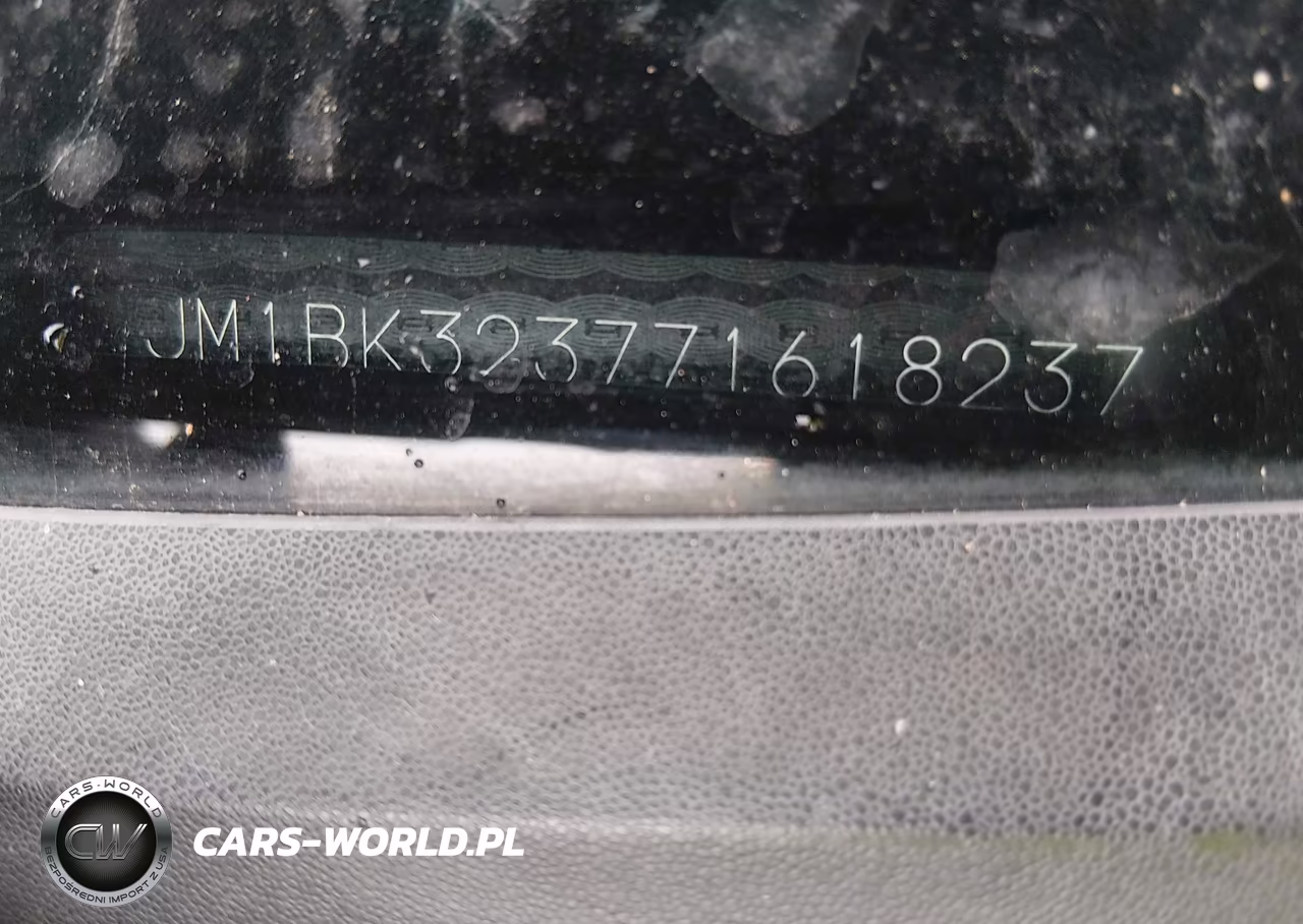 2007 Mazda Mazda3 S Touring VIN:JM1BK323771618237 - 9