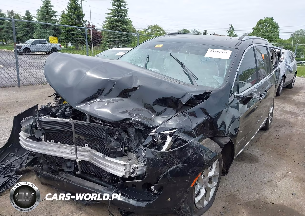 2018 Chrysler Pacifica Limited VIN:2C4RC1GG0JR226179 - 2