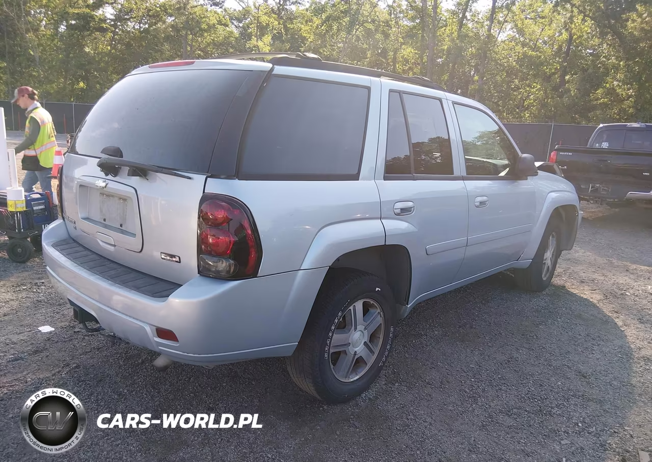 2007 Chevrolet Trailblazer Lt VIN:1GNDS13S772230946 - 4