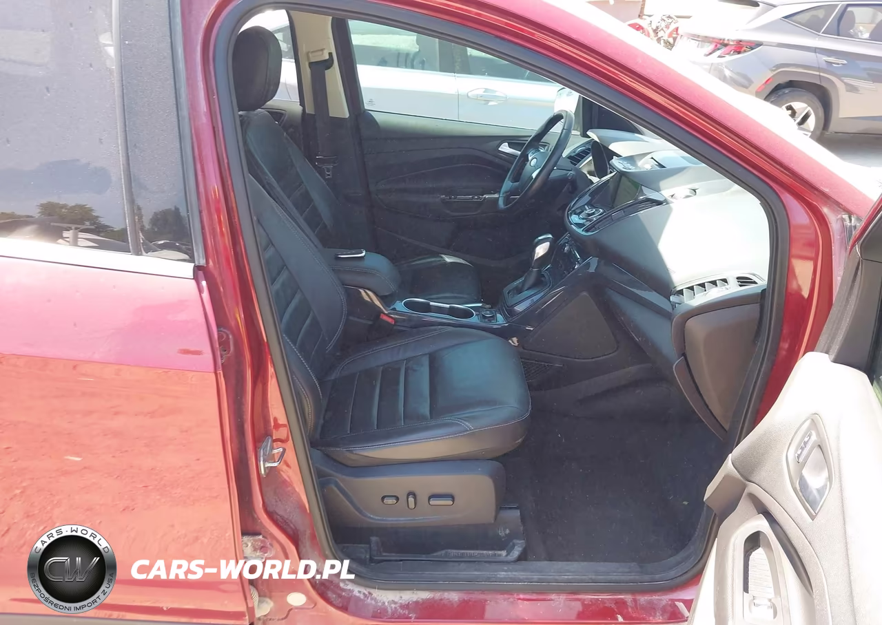 2016 Ford Escape Titanium VIN:1FMCU9JX3GUB80493 - 5