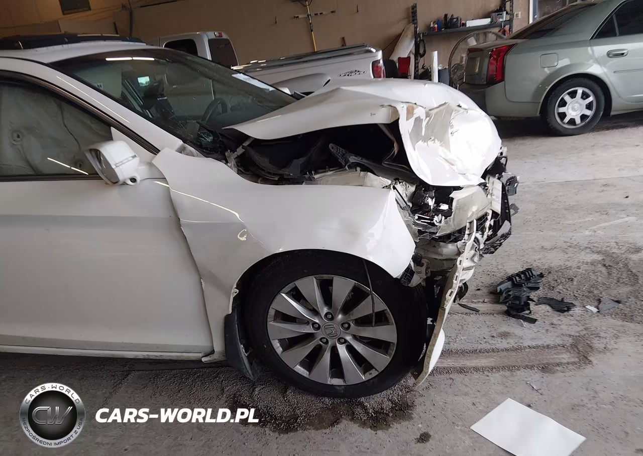 2015 Honda Accord Ex-L VIN:1HGCR2F85FA179796 - 19