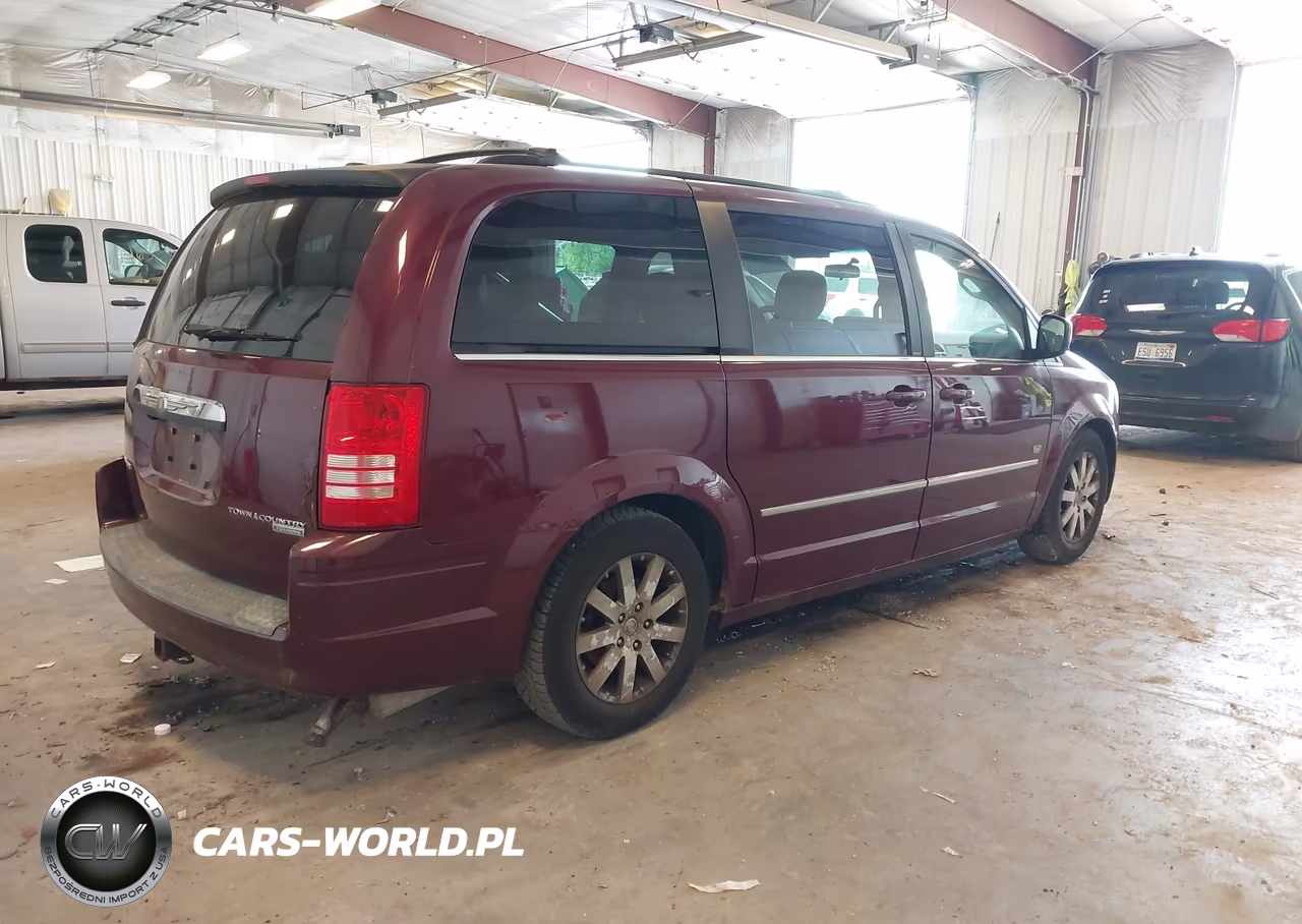 2009 Chrysler Town & Country Touring VIN:2A8HR54199R675737 - 4
