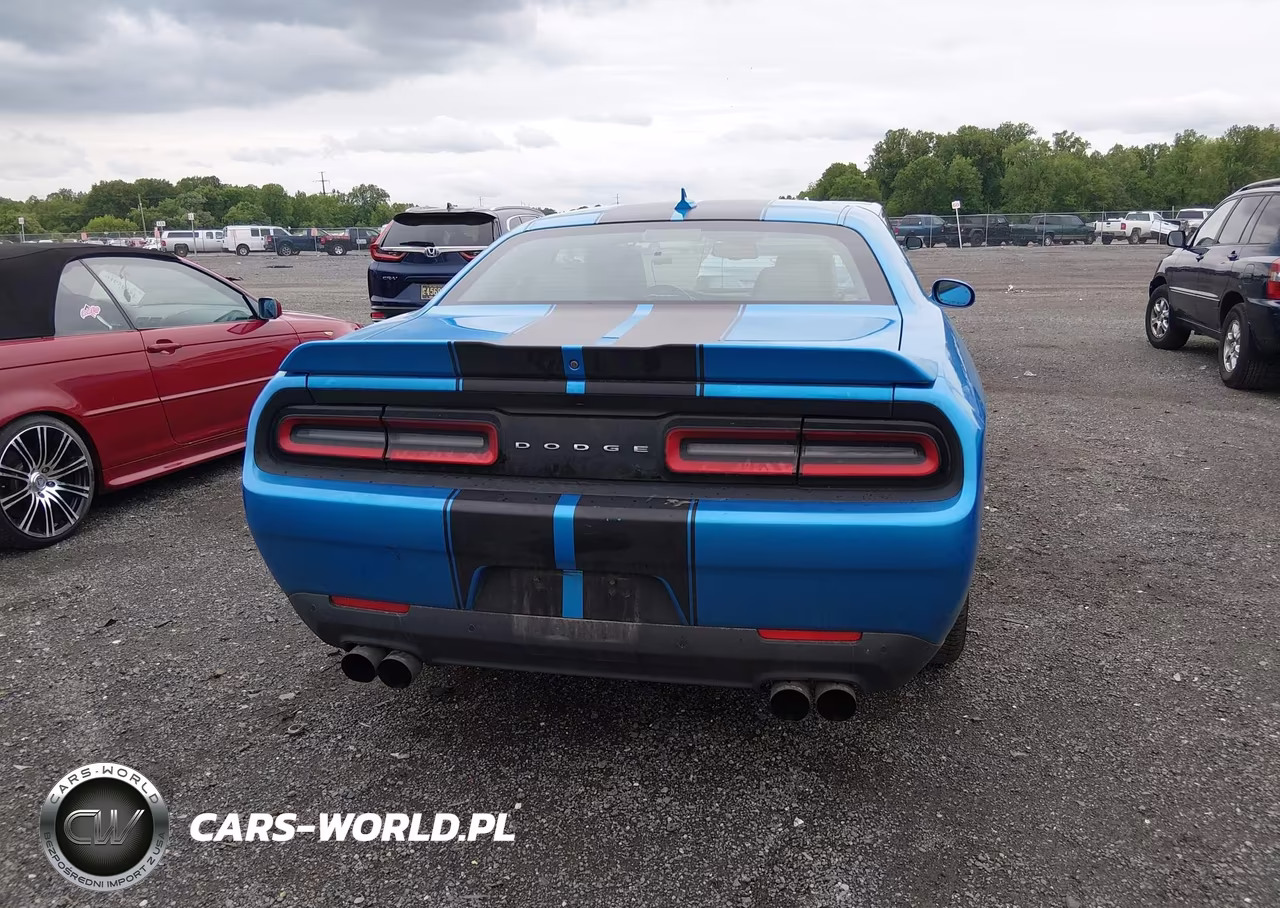 2016 Dodge Challenger Sxt Plus VIN:2C3CDZAG6GH249995 - 16