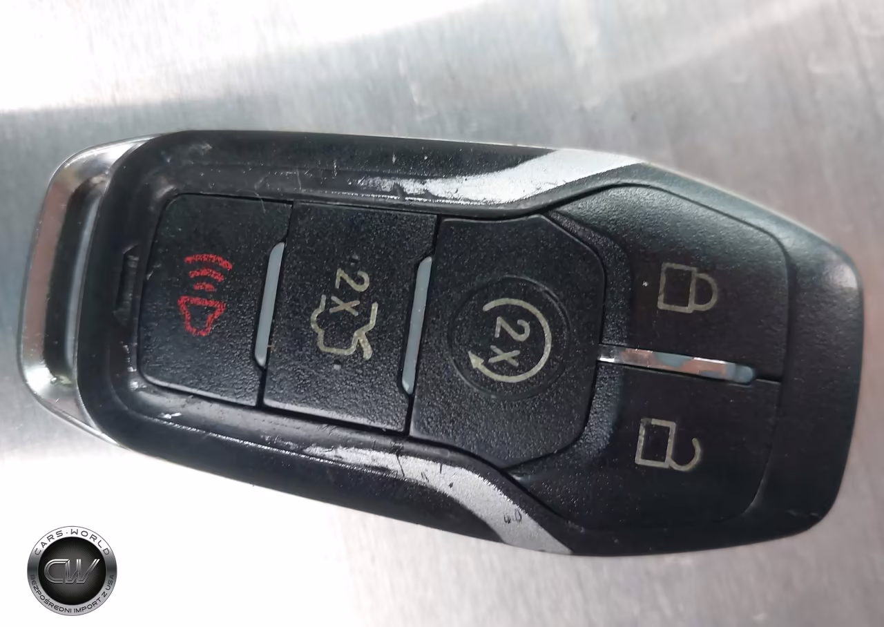 2015 Ford Mustang Ecoboost VIN:1FA6P8TH5F5403186 - 11