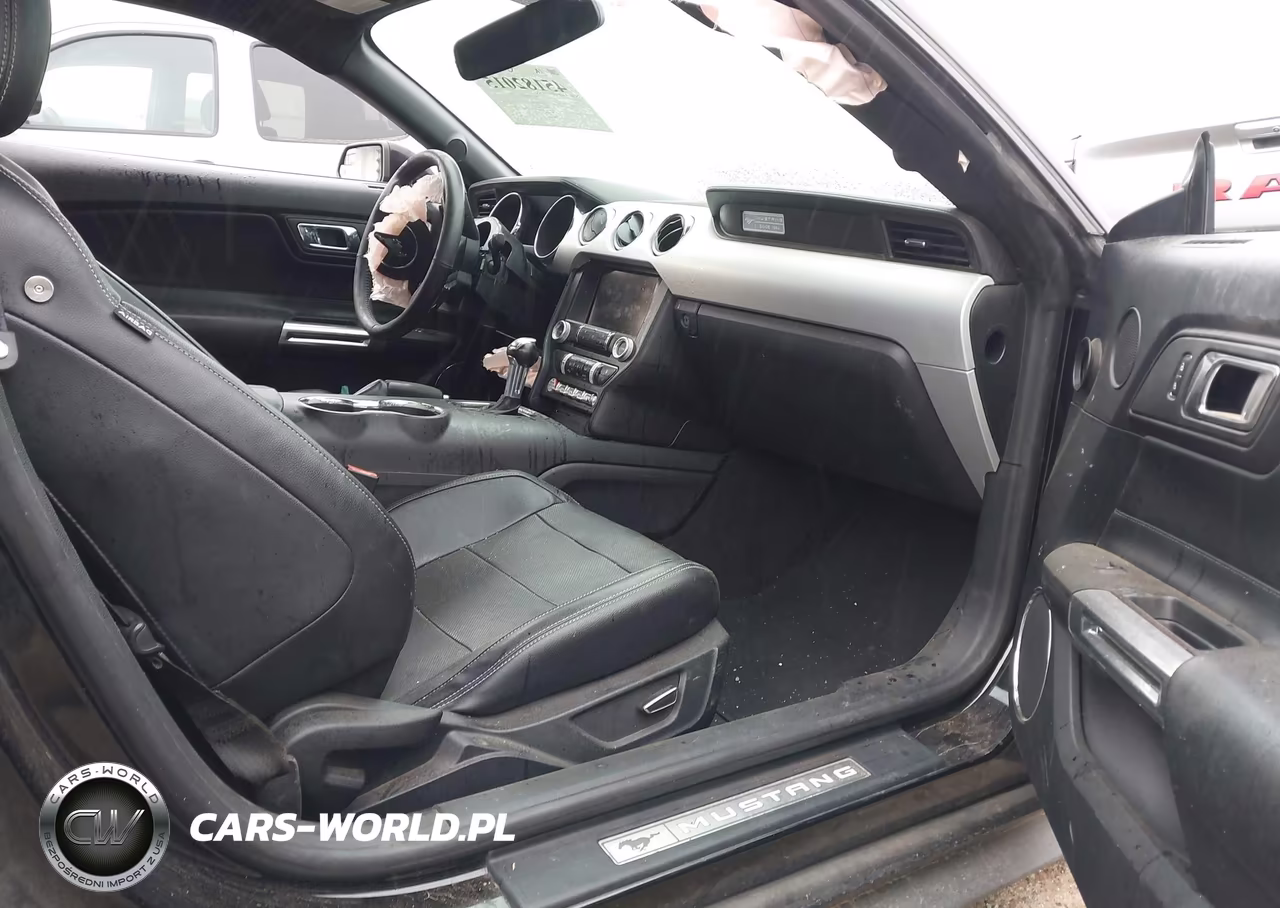 2015 Ford Mustang Ecoboost VIN:1FA6P8TH5F5403186 - 5