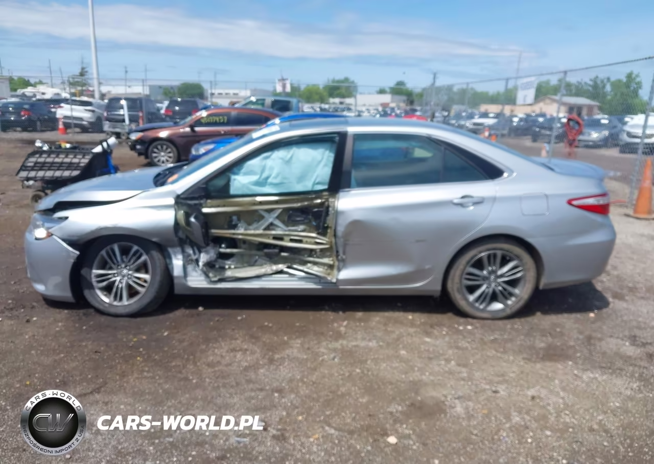 2017 Toyota Camry Se VIN:4T1BF1FK4HU303787 - 14
