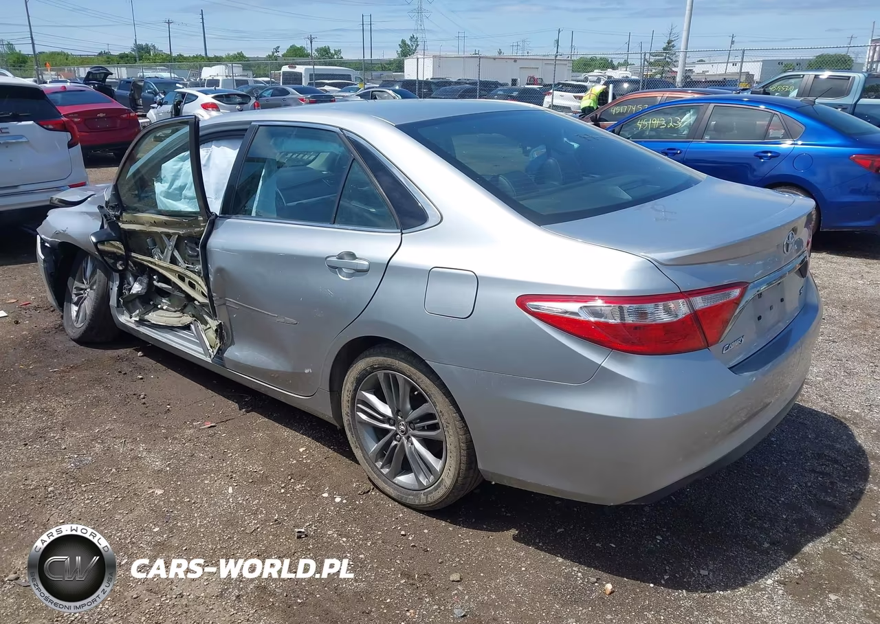 2017 Toyota Camry Se VIN:4T1BF1FK4HU303787 - 3