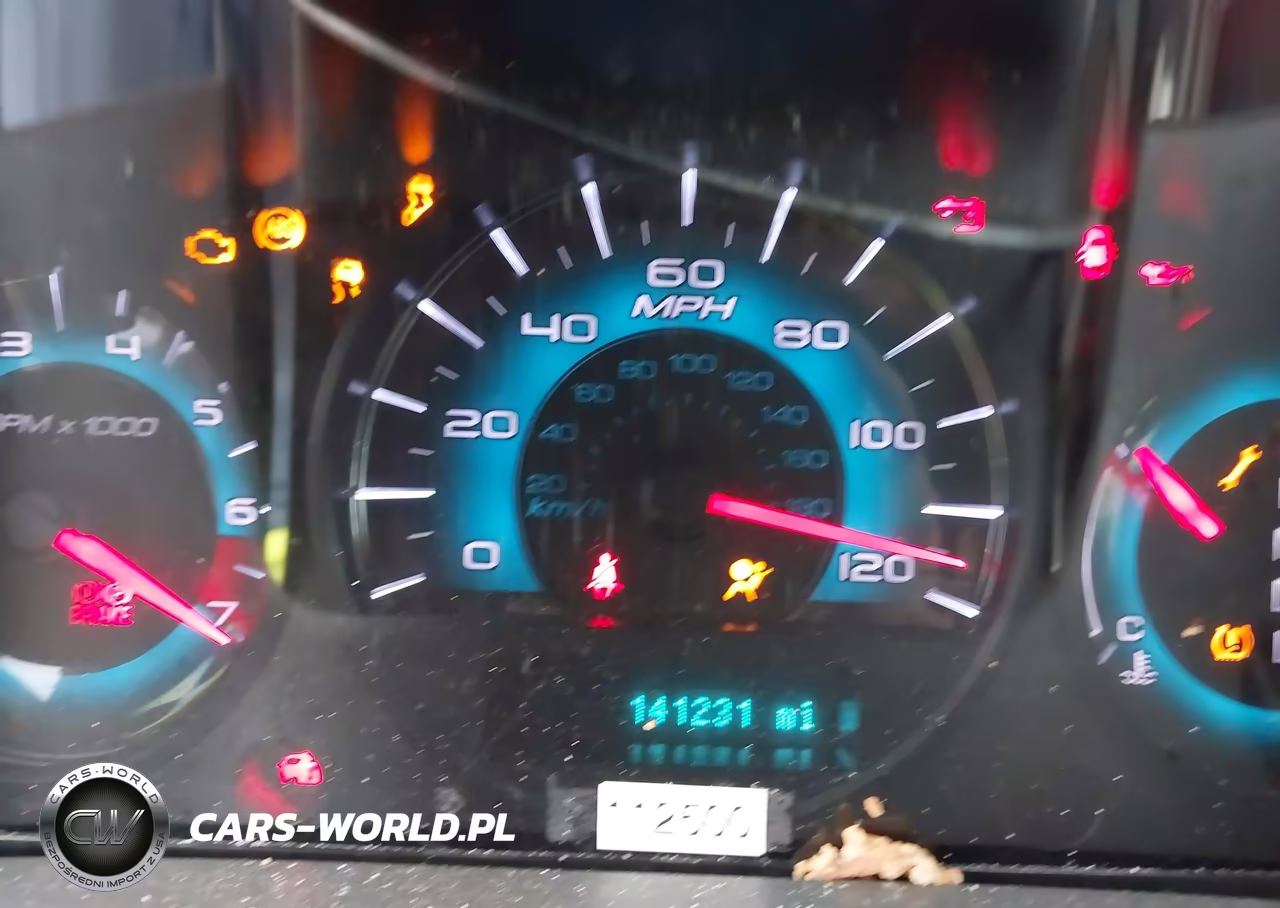 2011 Ford Fusion S VIN:3FAHP0GA0BR226819 - 7