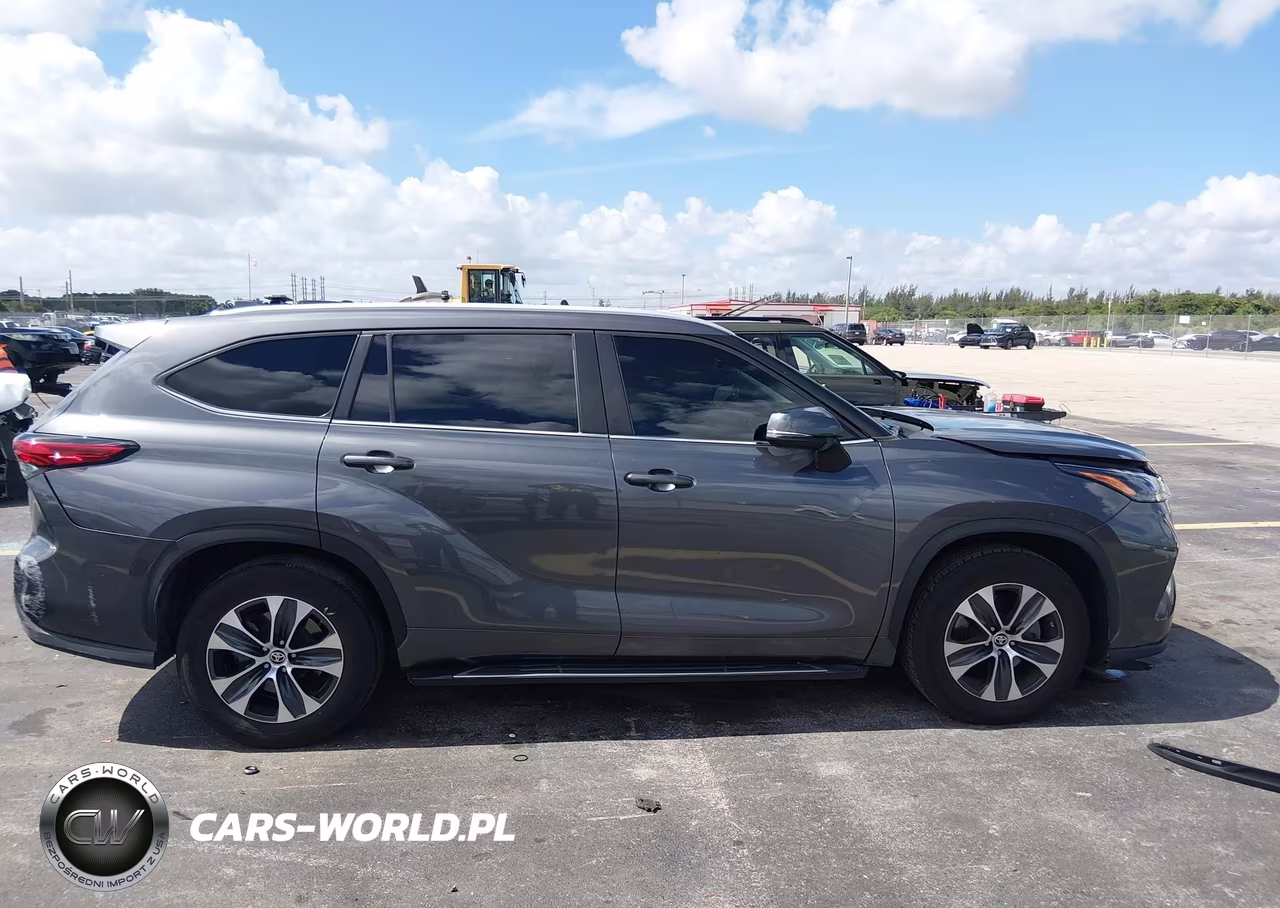 2023 Toyota Highlander Xle VIN:5TDKDRAH9PS039019 - 14