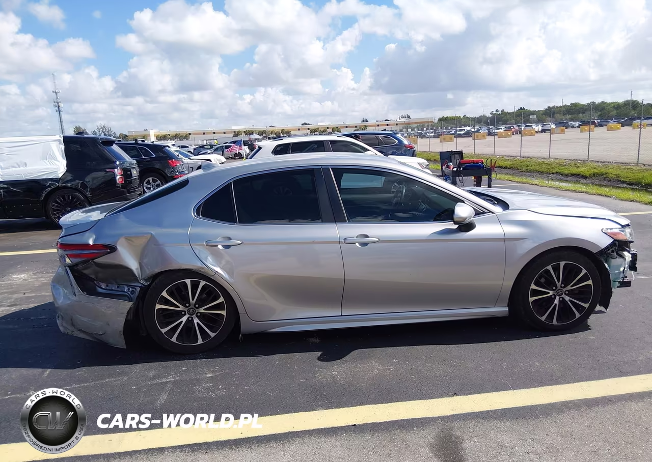 2019 Toyota Camry Se VIN:4T1B11HK8KU163181 - 14