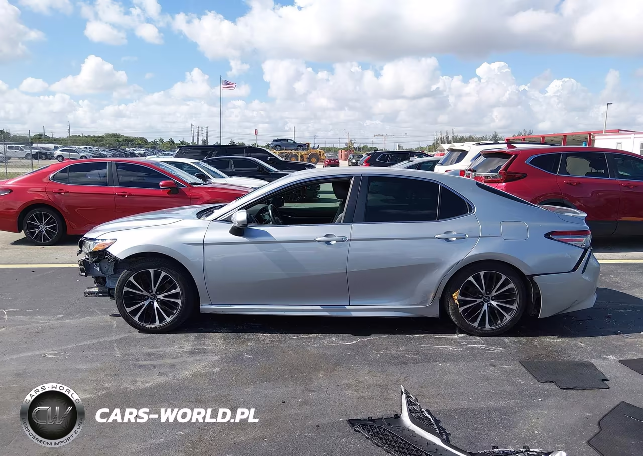 2019 Toyota Camry Se VIN:4T1B11HK8KU163181 - 15
