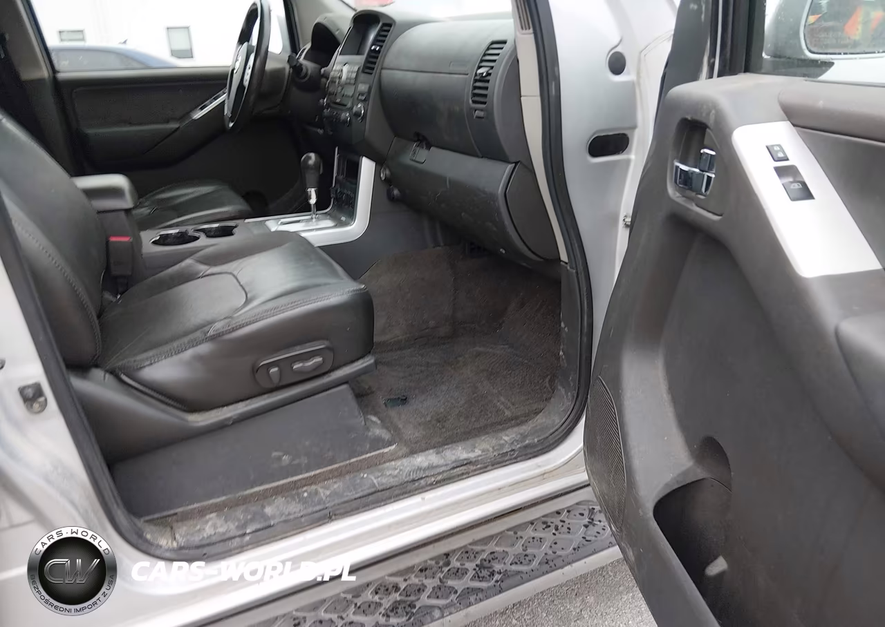 2012 Nissan Pathfinder Silver VIN:5N1AR1NB2CC628893 - 5