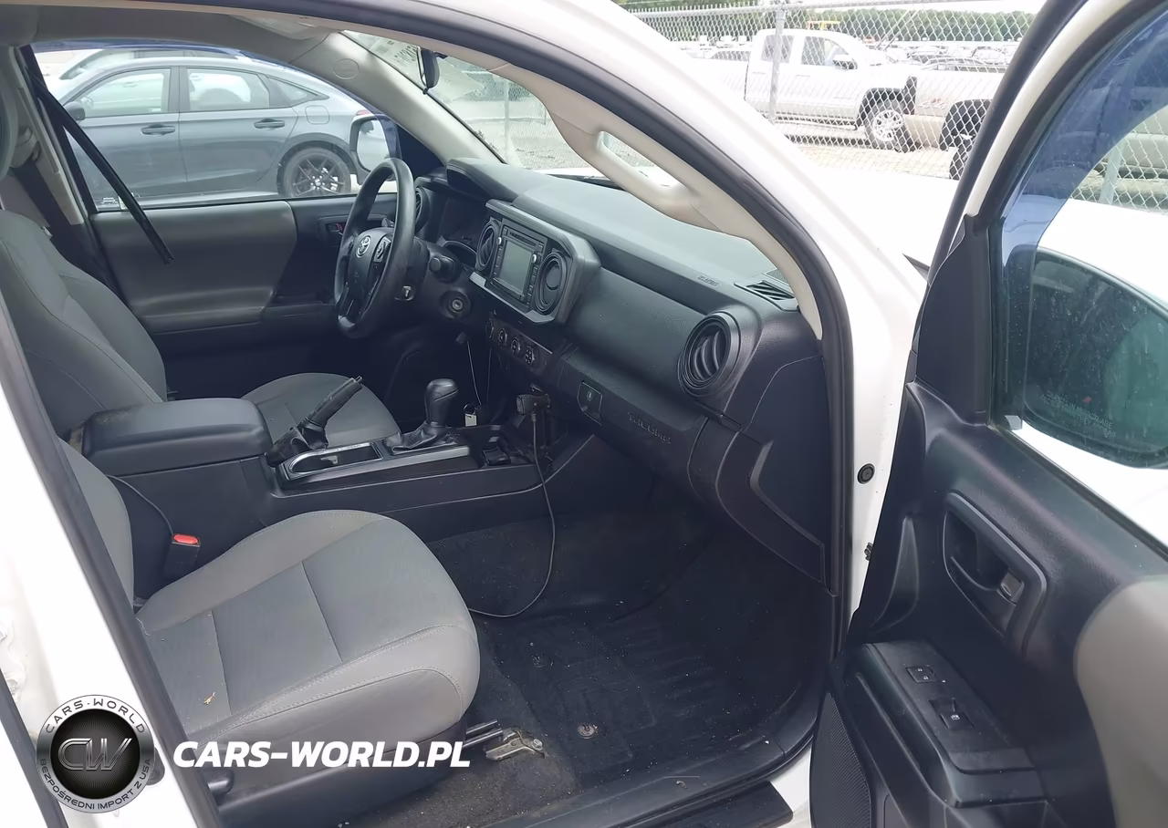 2019 Toyota Tacoma Sr V6 VIN:3TMCZ5AN4KM191674 - 5