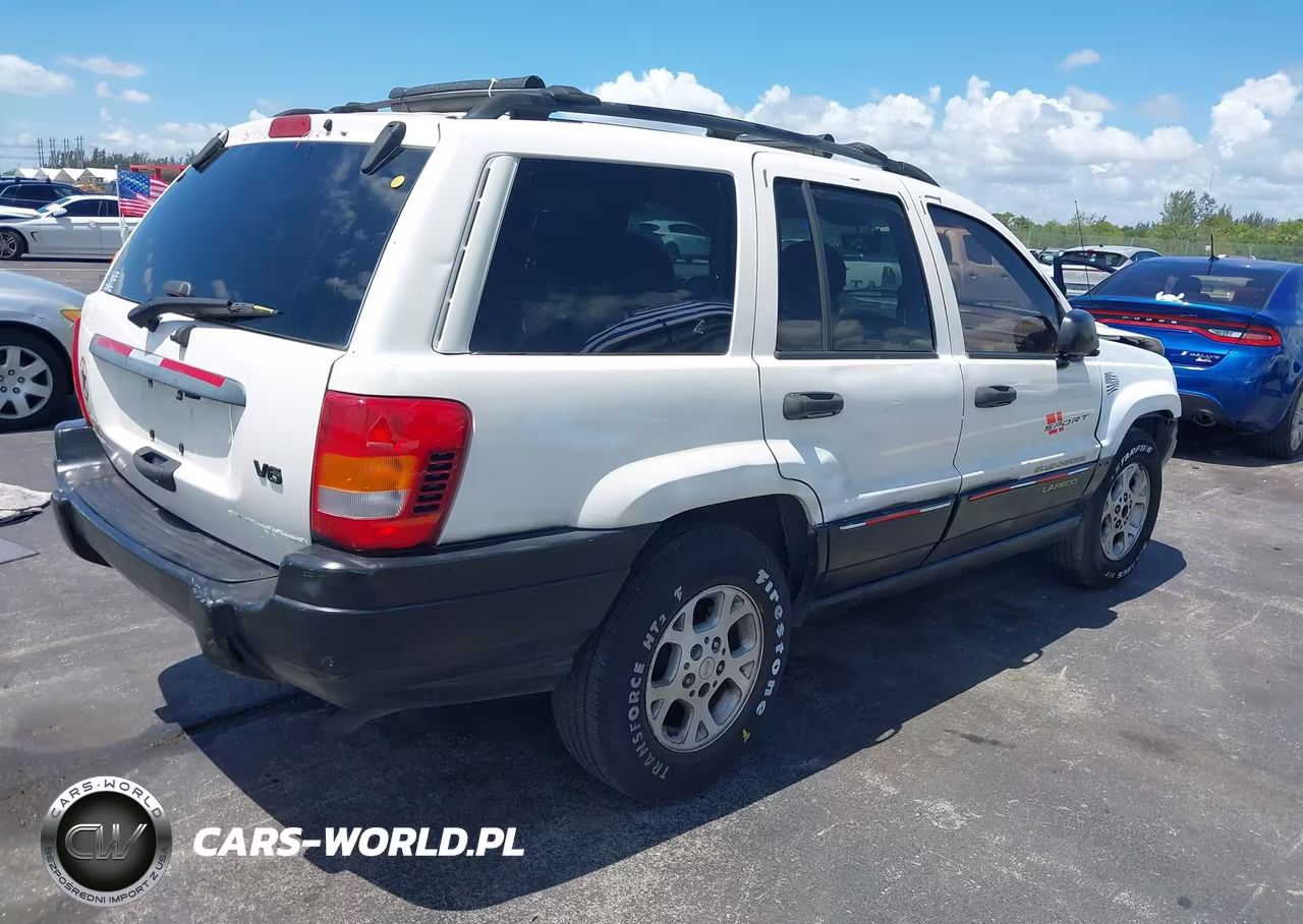 2000 Jeep Grand Cherokee Laredo VIN:1J4G248S8YC172822 - 4