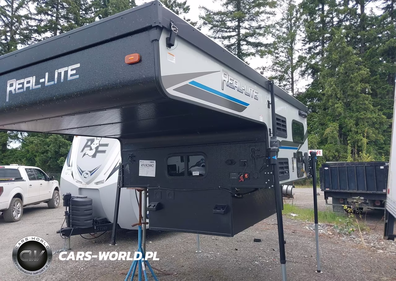 2023 Palomino Real-Lite VIN:4X4SRC603PN118221 - 2