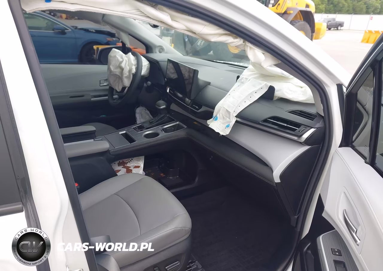 2025 Toyota Sienna Xle VIN:5TDJSKFC2SS160103 - 5