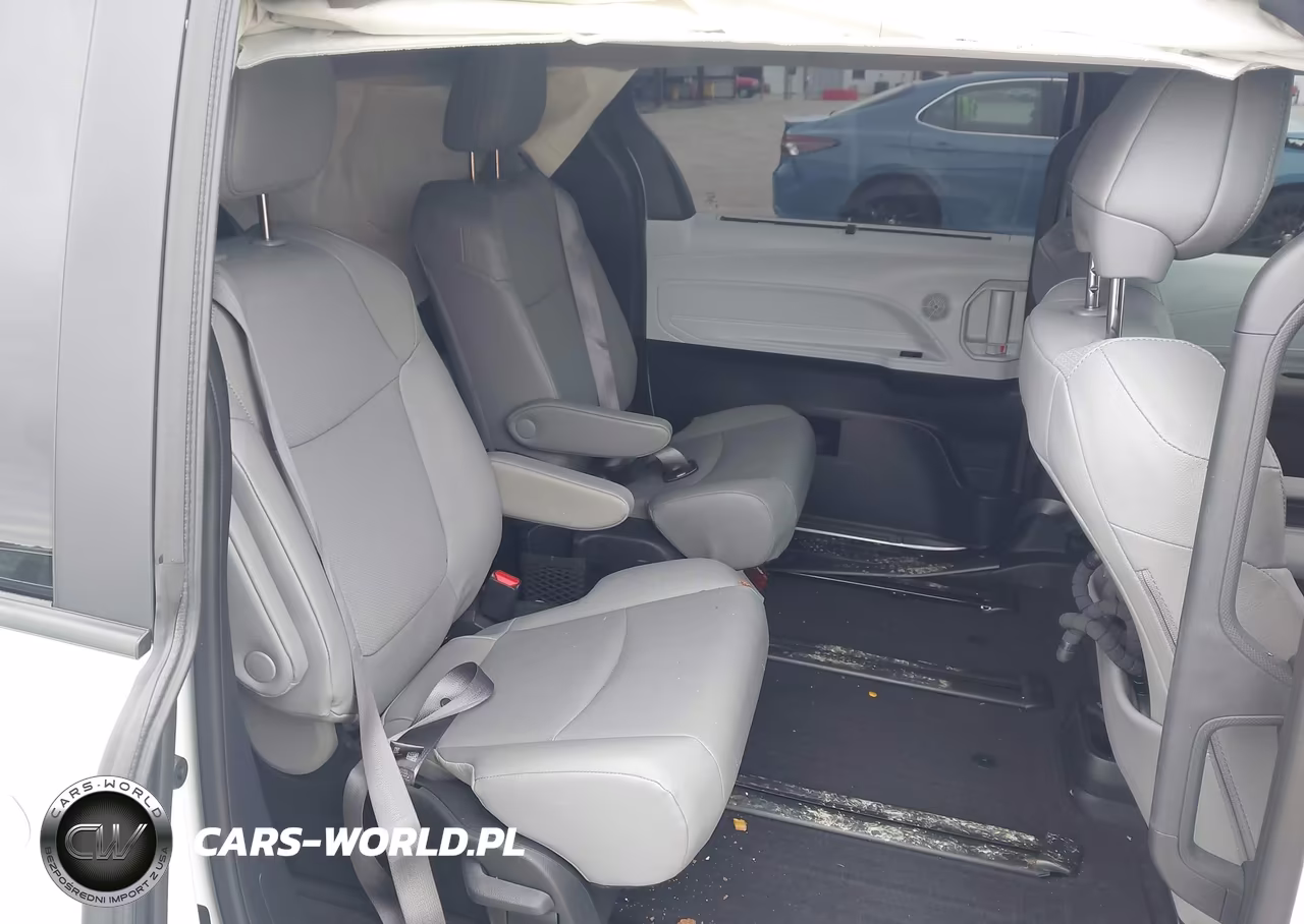 2025 Toyota Sienna Xle VIN:5TDJSKFC2SS160103 - 8