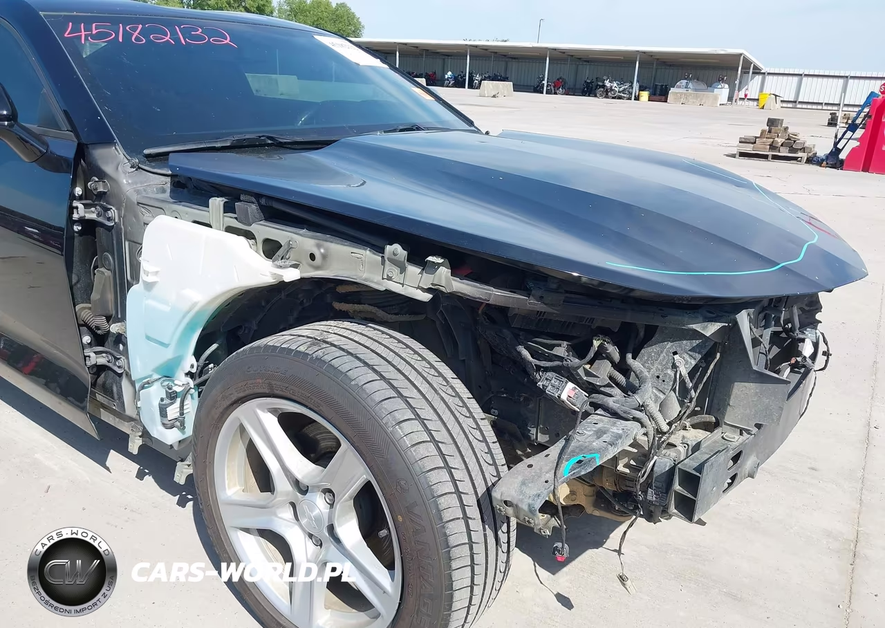 2018 Chevrolet Camaro 1Lt VIN:1G1FB1RX7J0146657 - 19