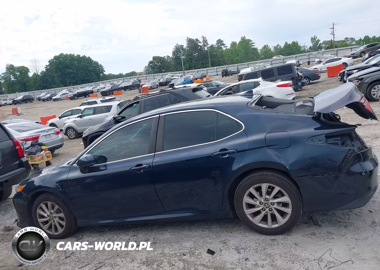 2021 Toyota Camry Le VIN:4T1C11AK6MU571177 - 15