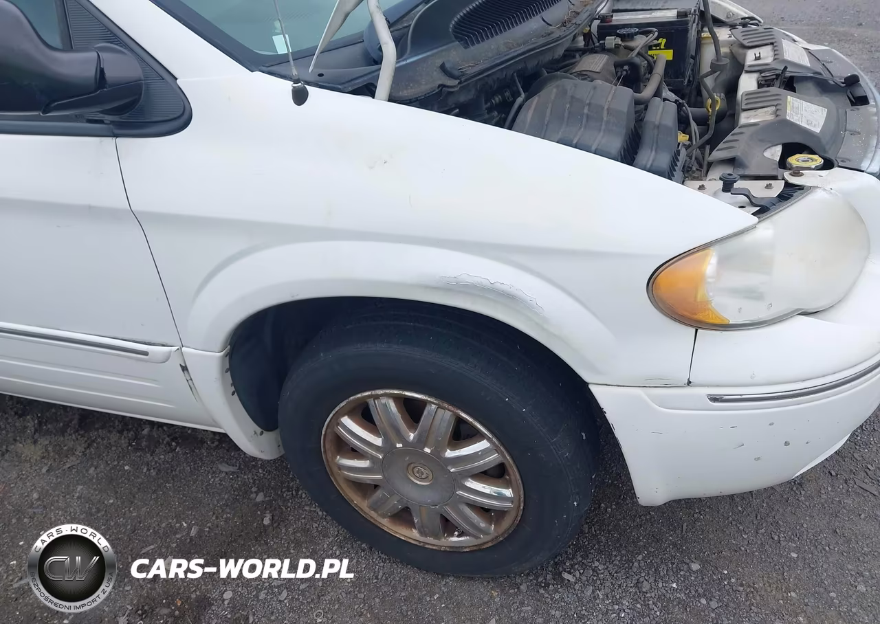 2005 Chrysler Town & Country Limited VIN:2C8GP64L85R156042 - 6
