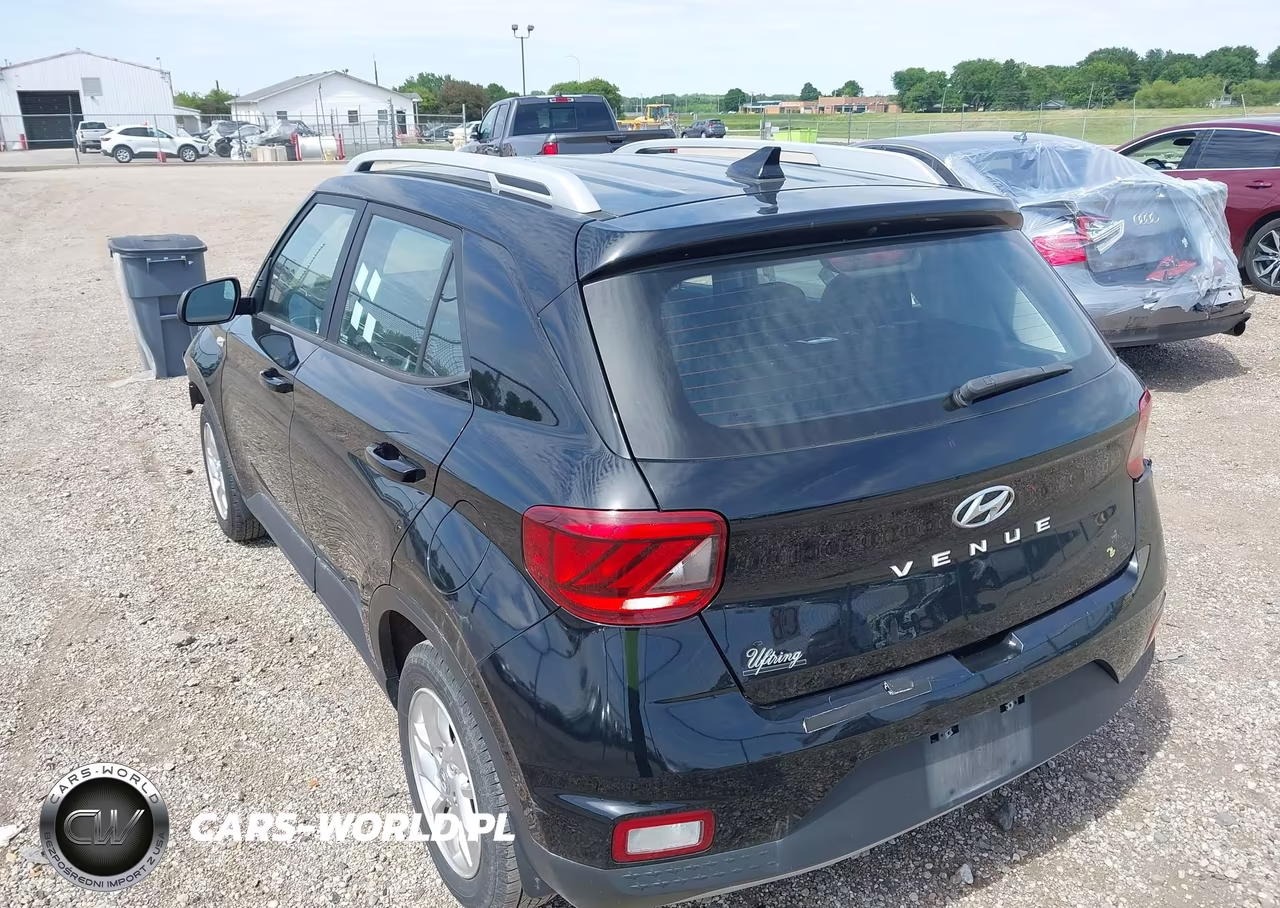 2020 Hyundai Venue Sel VIN:KMHRC8A37LU029767 - 3