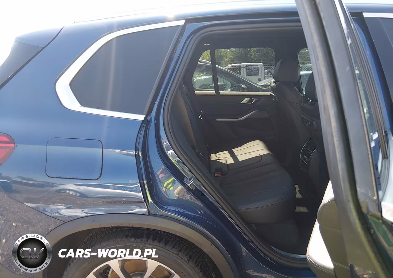 2019 BMW X5 xDrive40I VIN:5UXCR6C58KLL12449 - 8