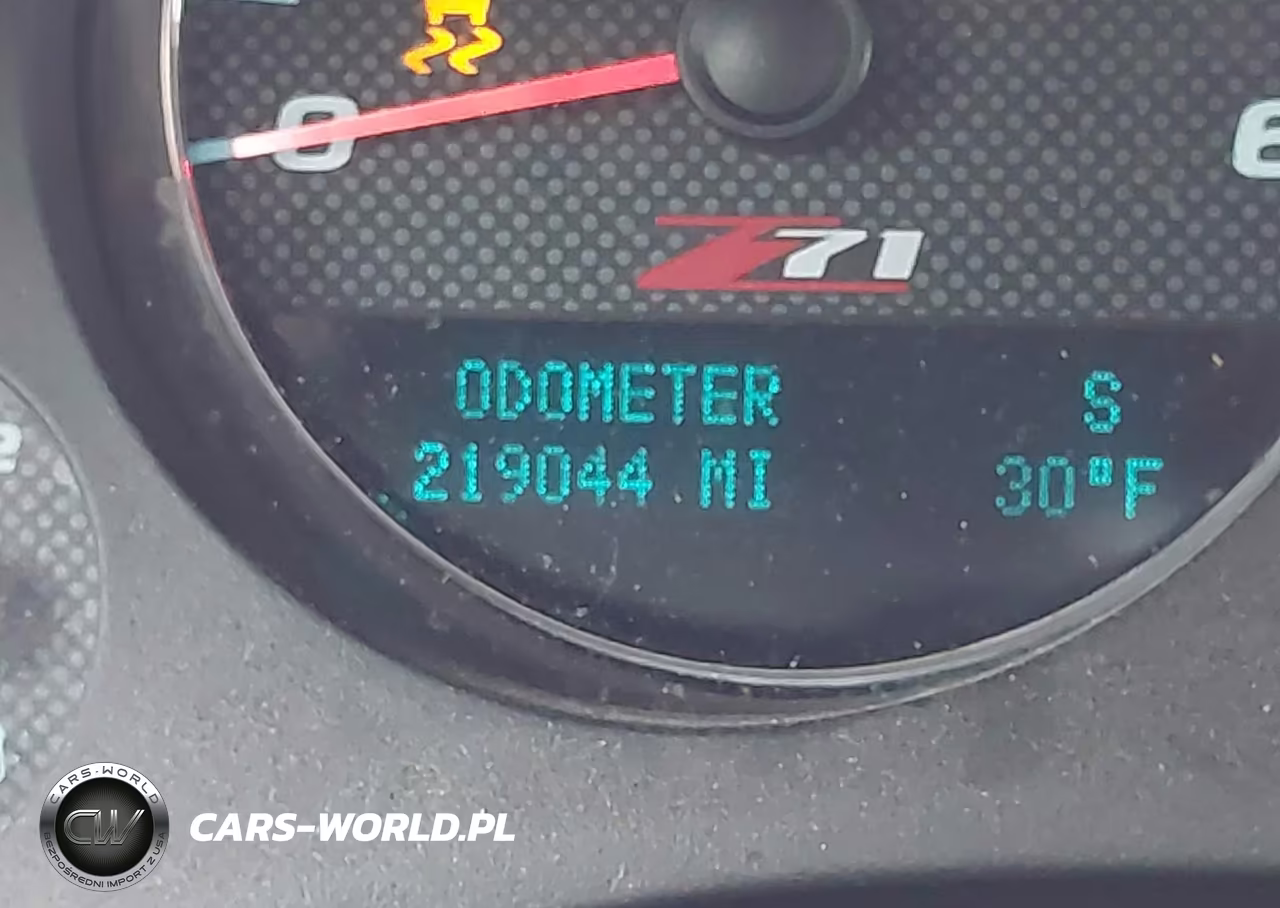 2012 Chevrolet Suburban 1500 Lt VIN:1GNSKJE74CR320797 - 16