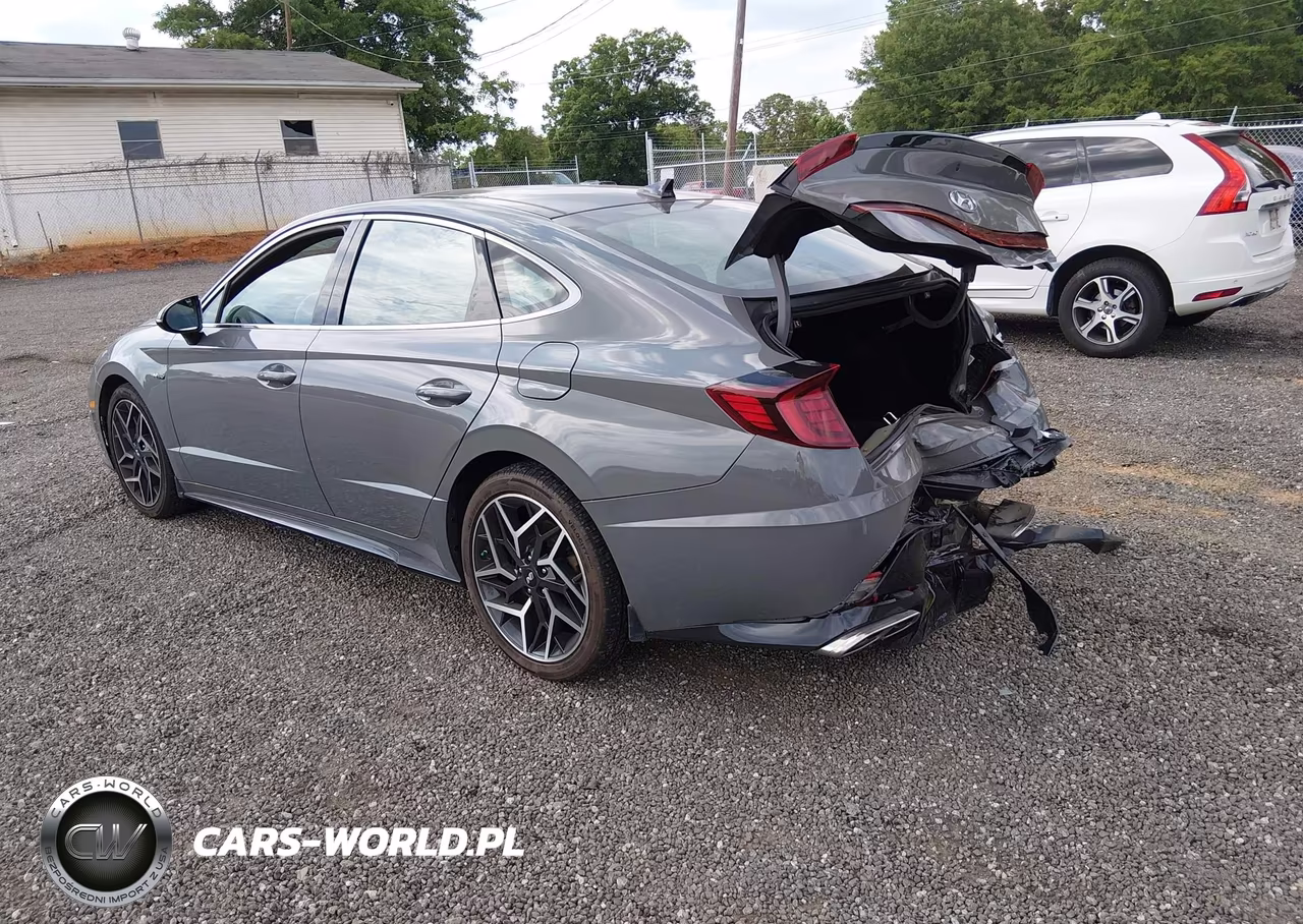 2023 Hyundai Sonata N Line VIN:KMHL14JC4PA256703 - 3