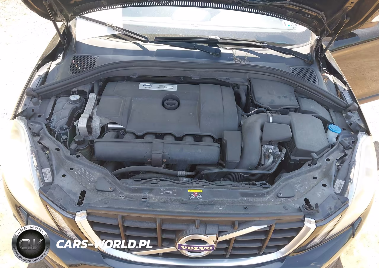 2010 Volvo Xc60 3.2 VIN:YV4960DZ3A2085479 - 10